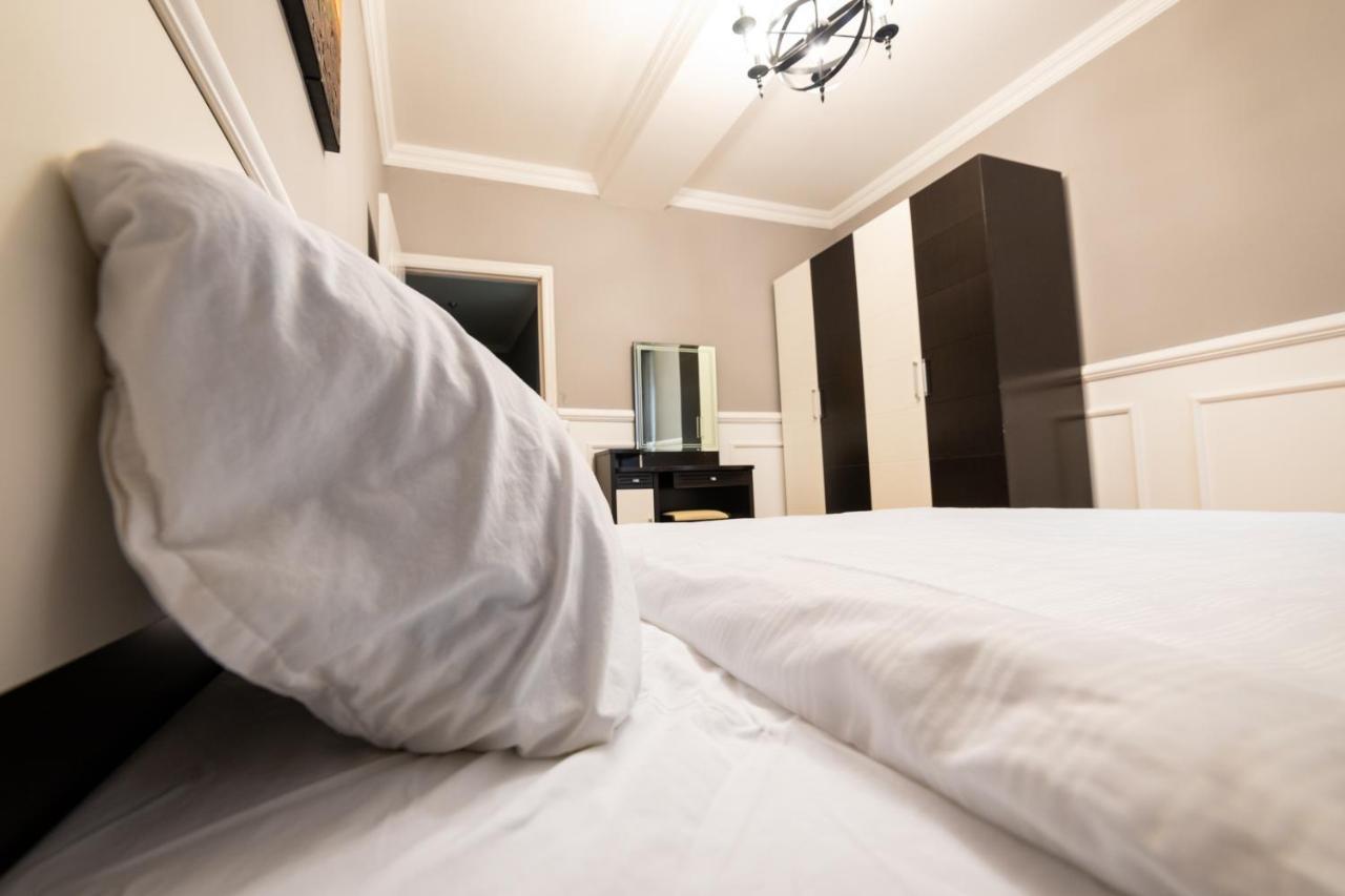Cedartree Prishtina Appartement Pristina Buitenkant foto