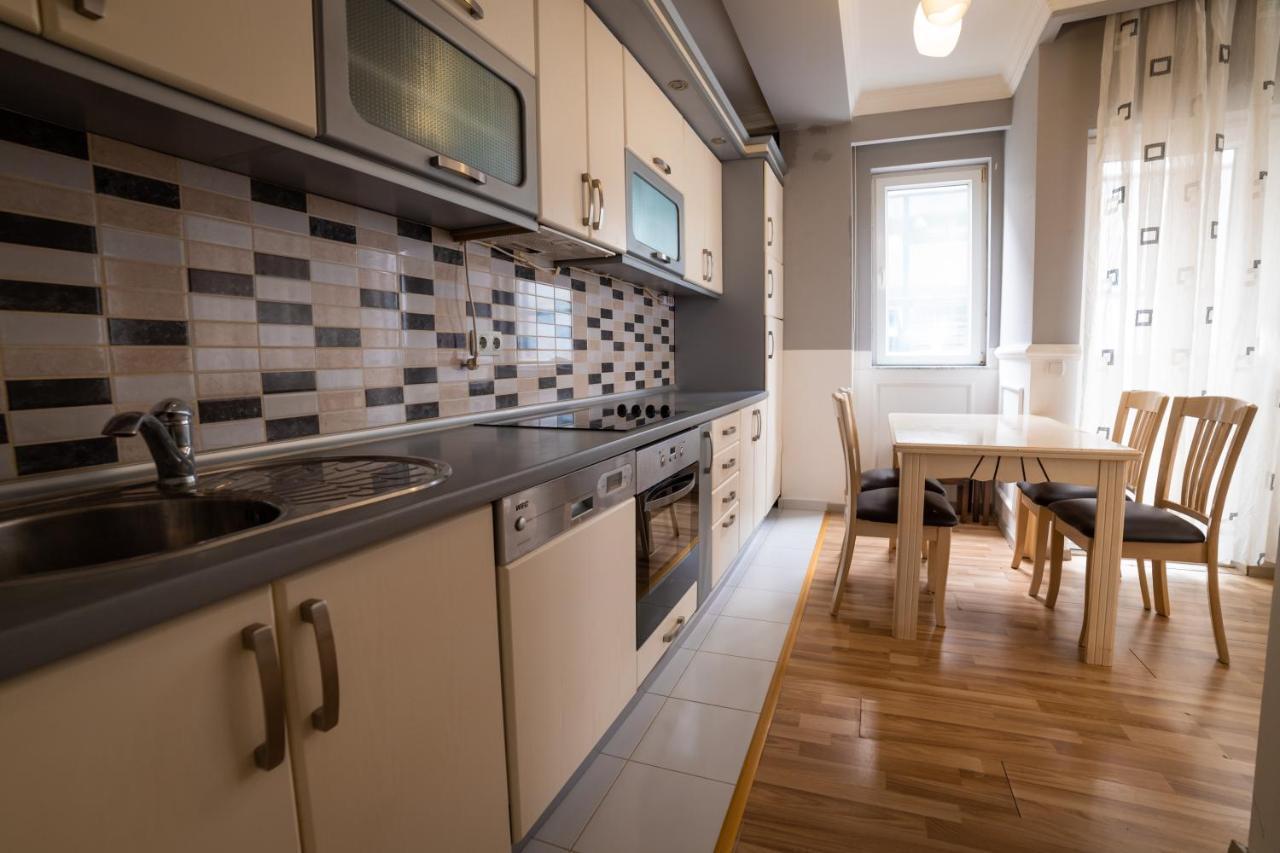 Cedartree Prishtina Appartement Pristina Buitenkant foto