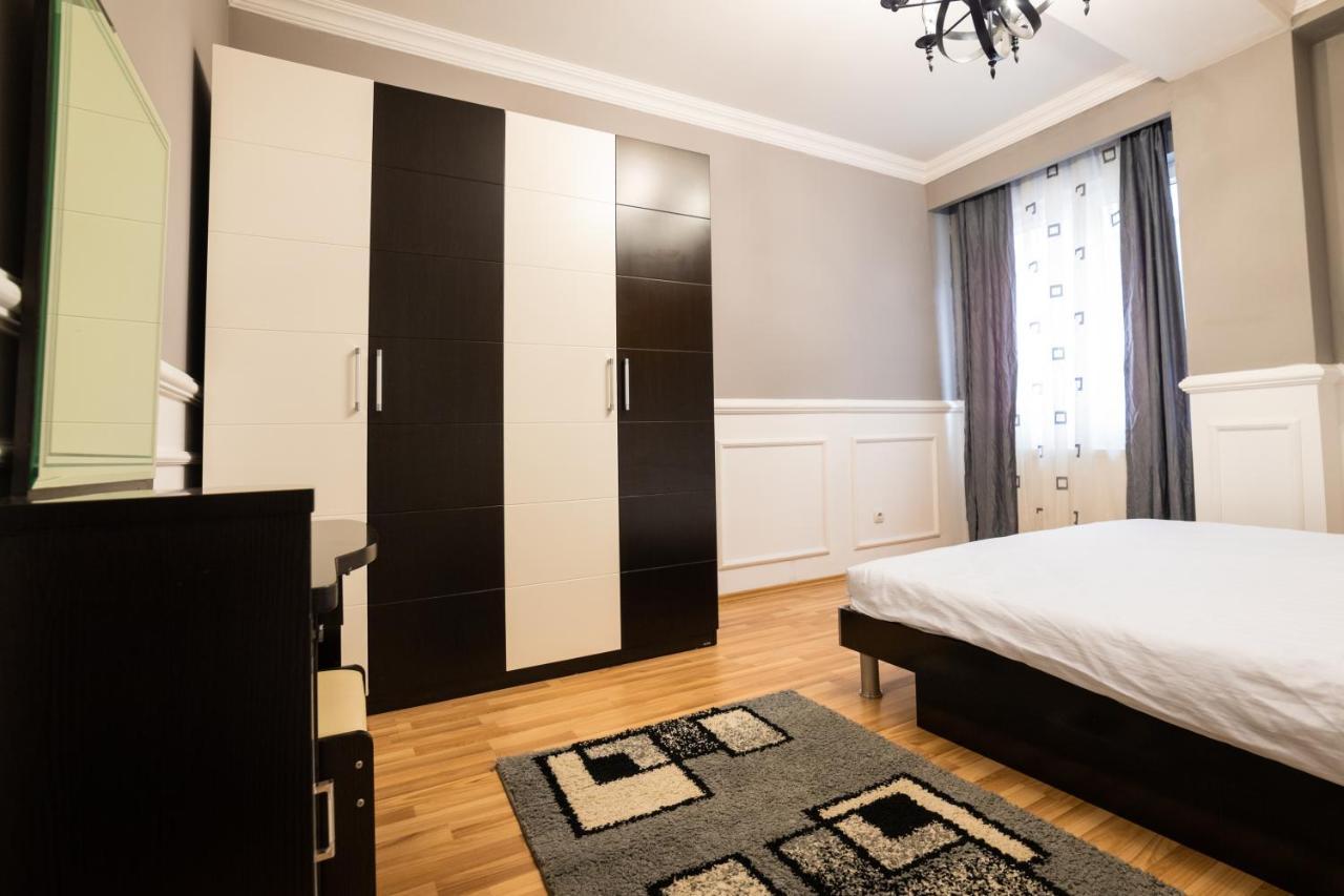 Cedartree Prishtina Appartement Pristina Buitenkant foto