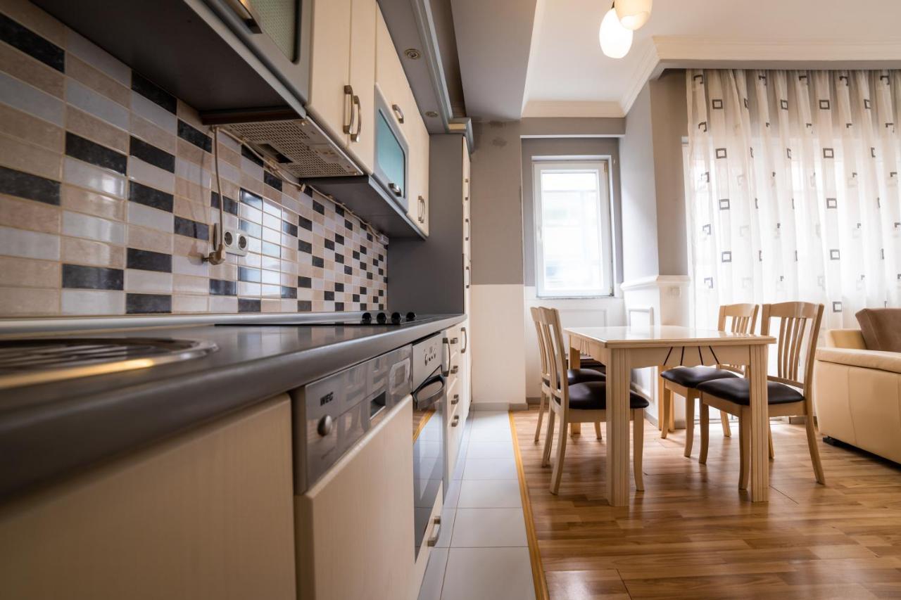 Cedartree Prishtina Appartement Pristina Buitenkant foto