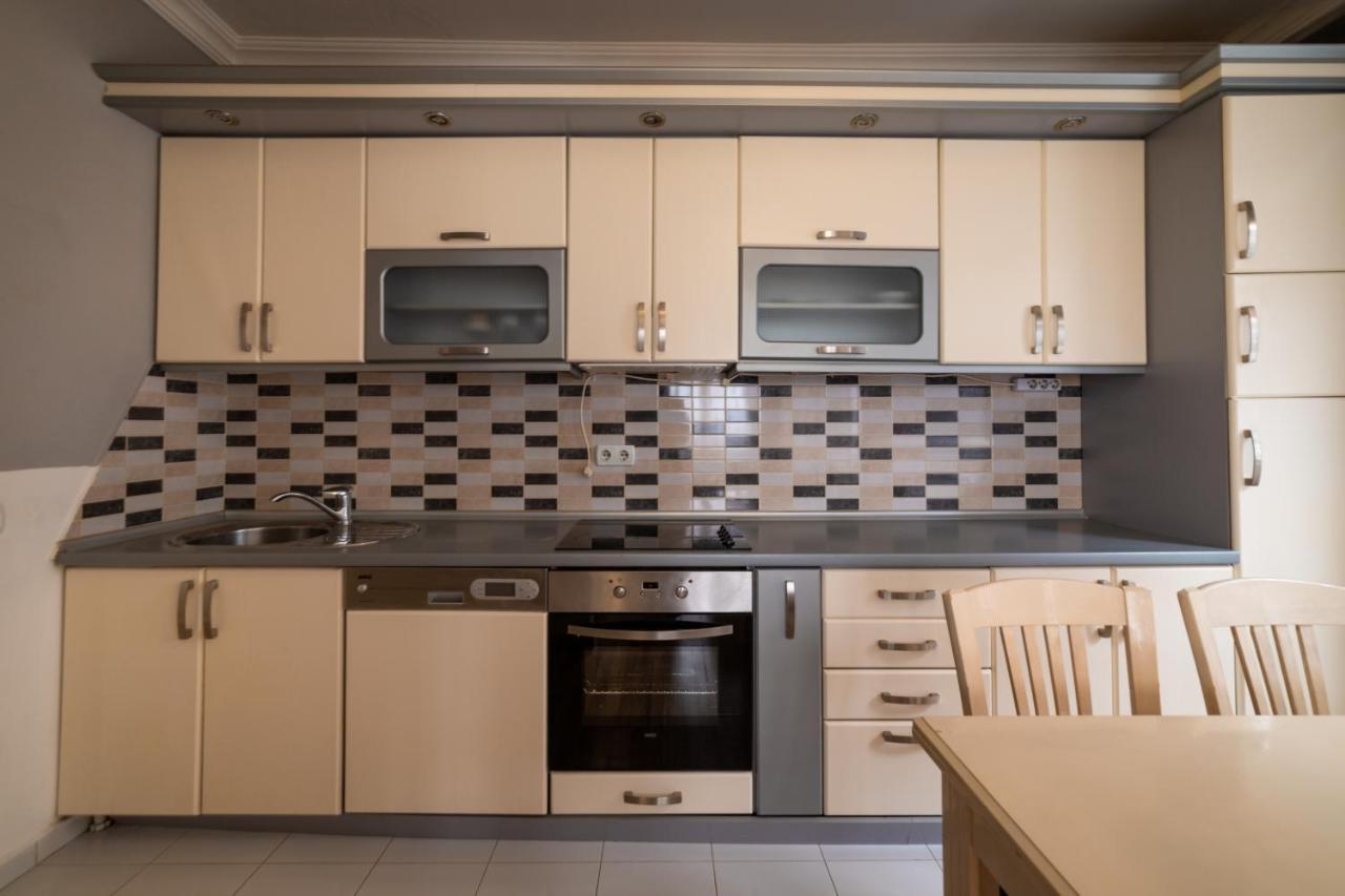 Cedartree Prishtina Appartement Pristina Buitenkant foto