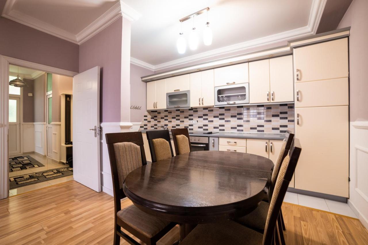 Cedartree Prishtina Appartement Pristina Buitenkant foto