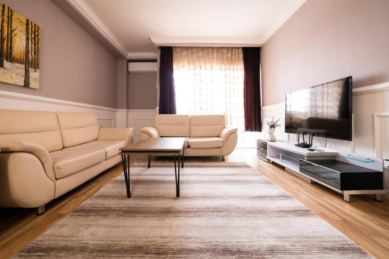 Cedartree Prishtina Appartement Pristina Buitenkant foto